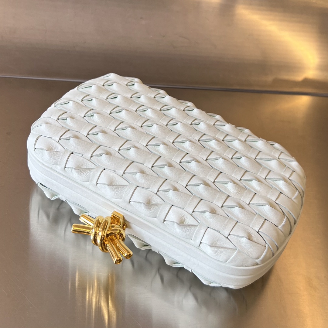 Knot Padded Intreccio Leather Clutch White